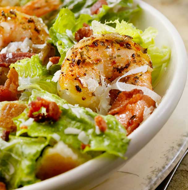 Salade de crevettes à l'avocat et à la lime